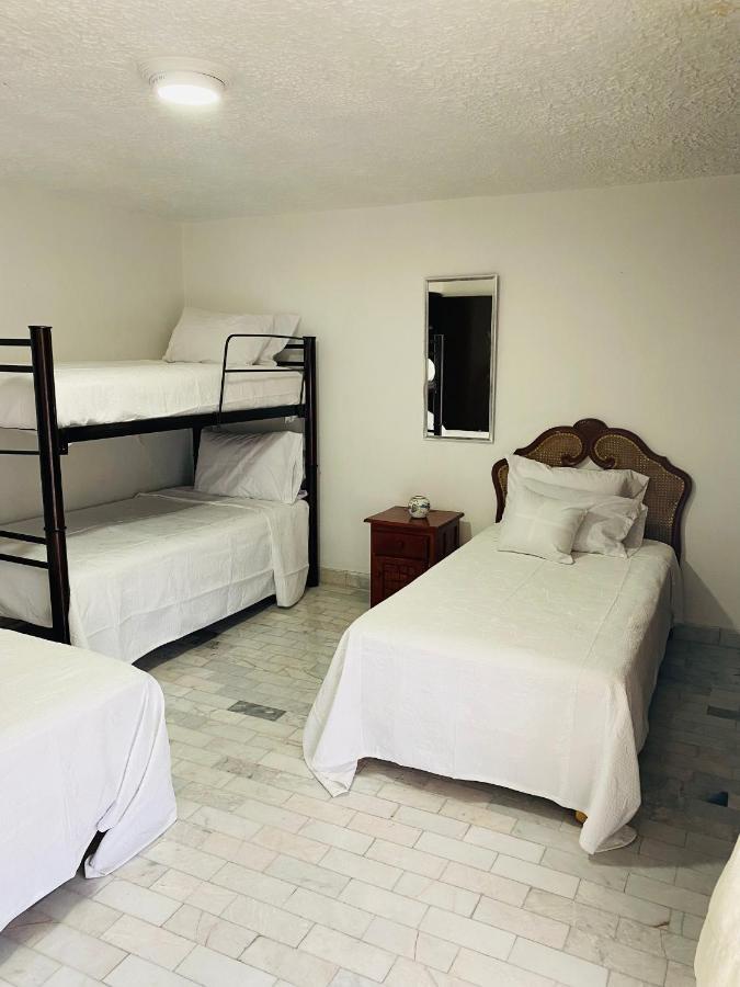Hostal Guadalajara Cosmopolitan Providencia المظهر الخارجي الصورة