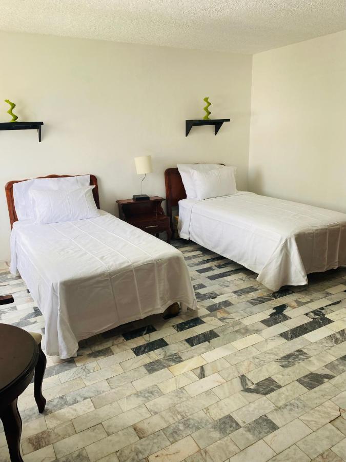 Hostal Guadalajara Cosmopolitan Providencia المظهر الخارجي الصورة